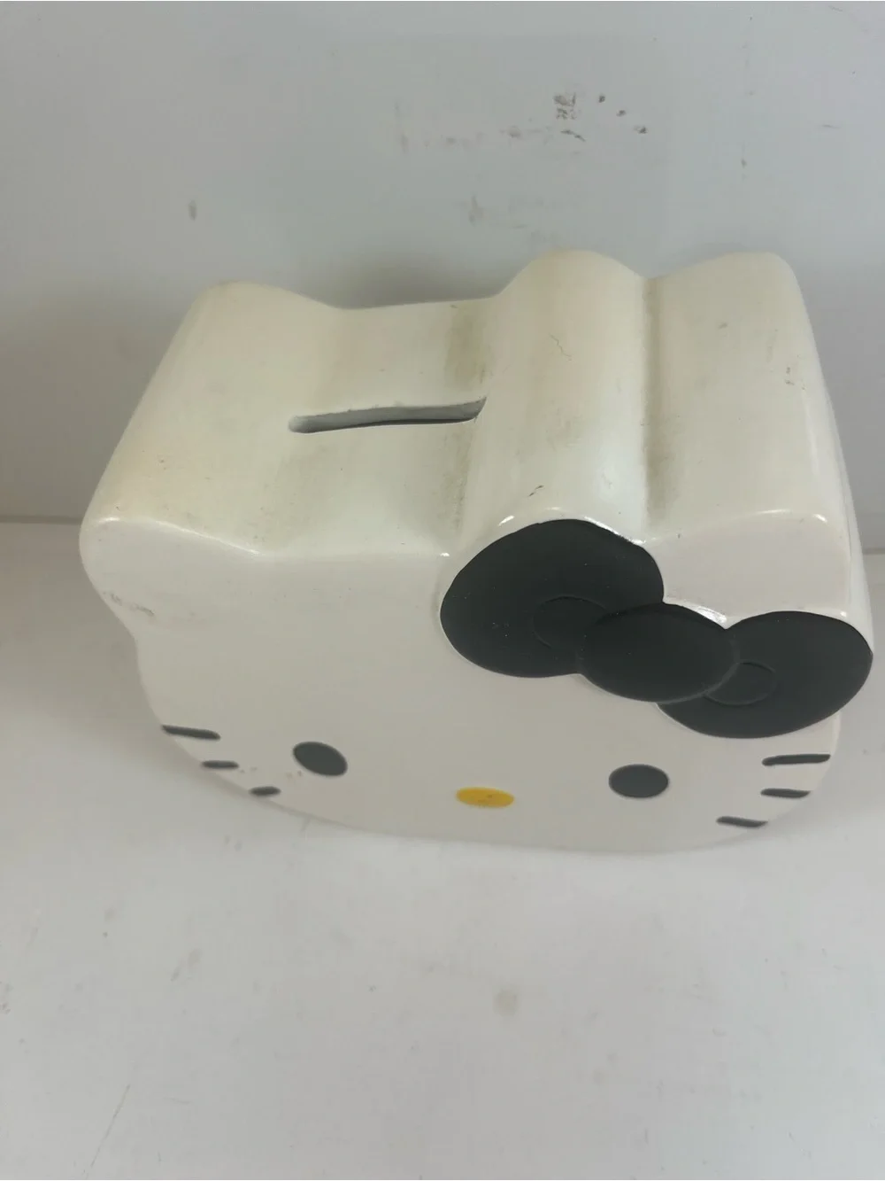 Hello Kitty Ceramic Piggy Coin Bank 2006 Sanrio #97208 Face Design.